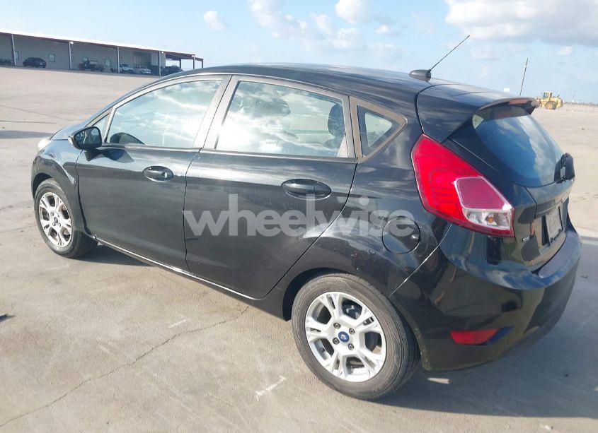 Photo 3 of 2015 Ford Fiesta SE (VIN 3FADP4EJ8FM123403)