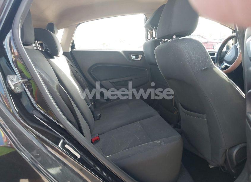 Photo 8 of 2015 Ford Fiesta SE (VIN 3FADP4EJ8FM123403)