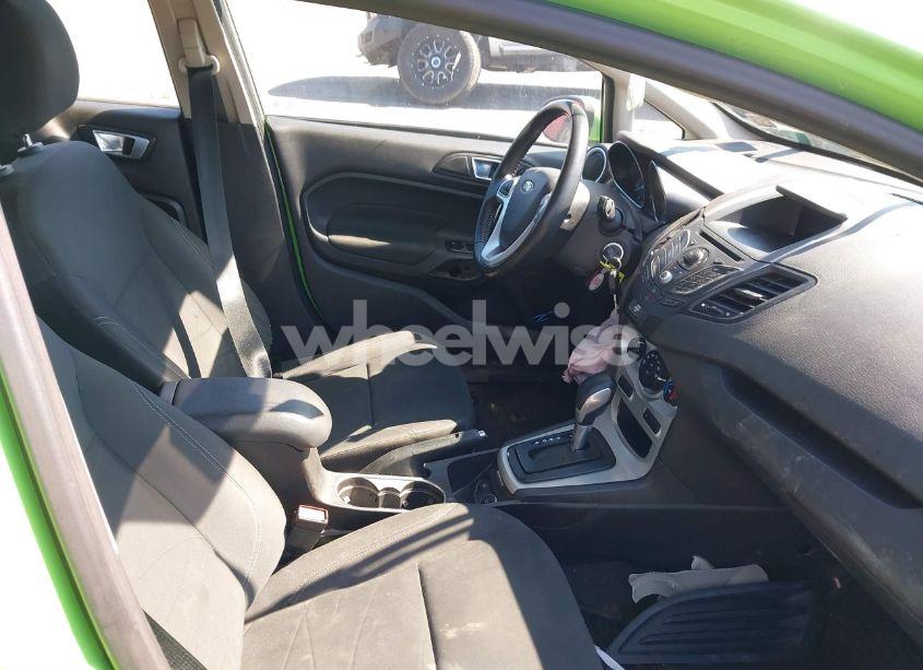 Photo 5 of 2015 Ford Fiesta SE (VIN 3FADP4EJ8FM144168)