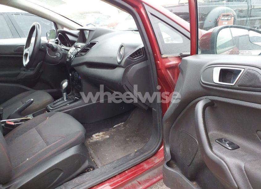 Photo 5 of 2016 Ford Fiesta SE (VIN 3FADP4EJ8GM175311)