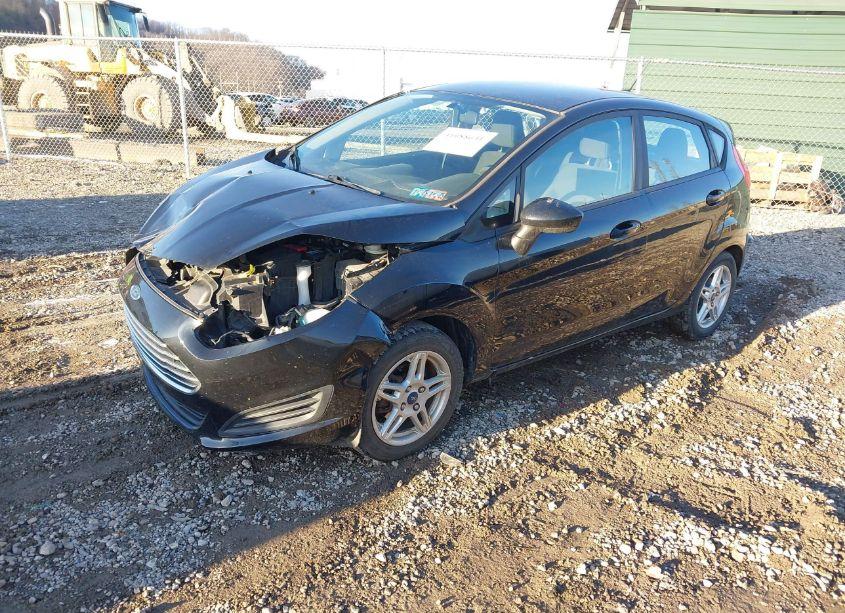 Photo 2 of 2017 Ford Fiesta SE (VIN 3FADP4EJ8HM157571)