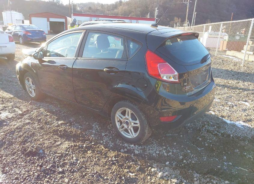 Photo 3 of 2017 Ford Fiesta SE (VIN 3FADP4EJ8HM157571)