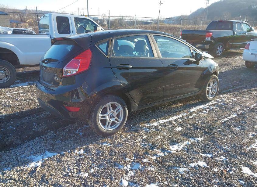 Photo 4 of 2017 Ford Fiesta SE (VIN 3FADP4EJ8HM157571)