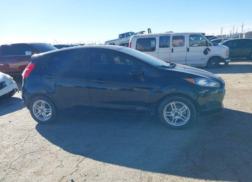 Photo 13 of 2017 Ford Fiesta SE (VIN 3FADP4EJ8HM161989)