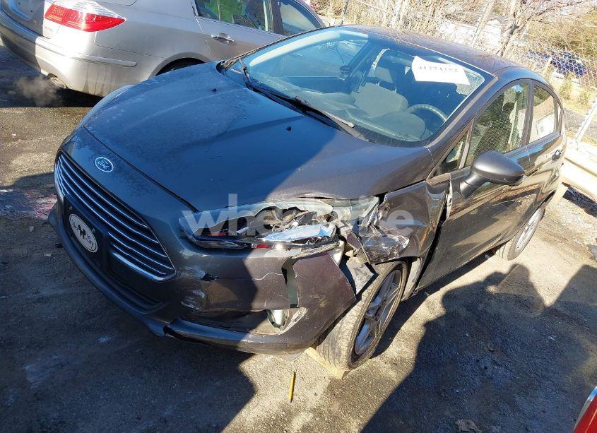 Photo 2 of 2018 Ford Fiesta SE (VIN 3FADP4EJ8JM114192)