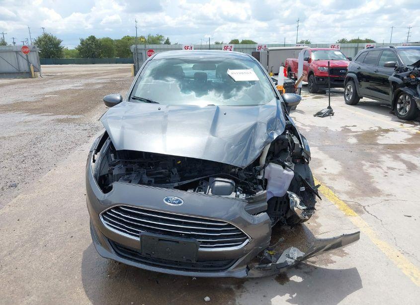 Photo 13 of 2019 Ford Fiesta SE (VIN 3FADP4EJ8KM105509)