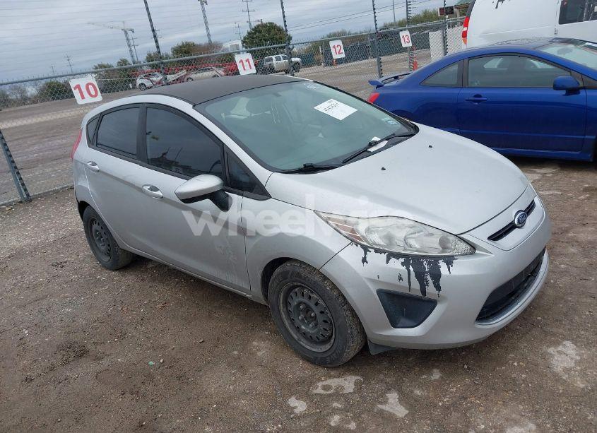 2012 Ford Fiesta SE (VIN 3FADP4EJ9CM159984) main photo