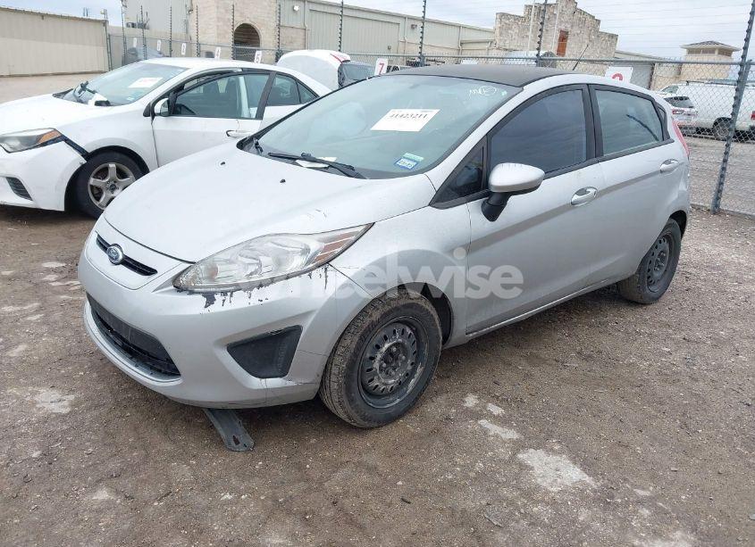 Photo 2 of 2012 Ford Fiesta SE (VIN 3FADP4EJ9CM159984)