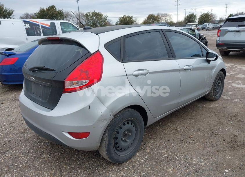 Photo 4 of 2012 Ford Fiesta SE (VIN 3FADP4EJ9CM159984)