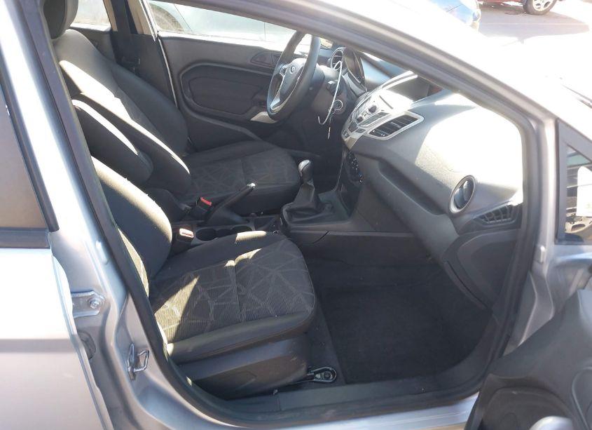 Photo 5 of 2013 Ford Fiesta SE (VIN 3FADP4EJ9DM225807)