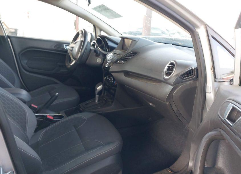 Photo 5 of 2014 Ford Fiesta SE (VIN 3FADP4EJ9EM136708)