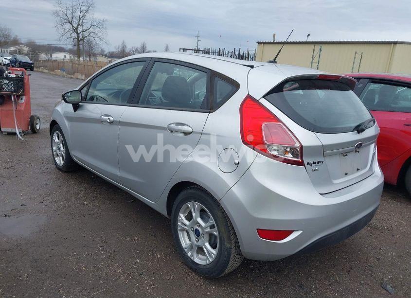 Photo 3 of 2014 Ford Fiesta SE (VIN 3FADP4EJ9EM233553)