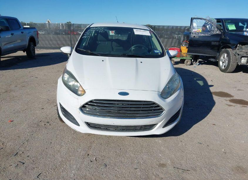 Photo 12 of 2015 Ford Fiesta SE (VIN 3FADP4EJ9FM172710)