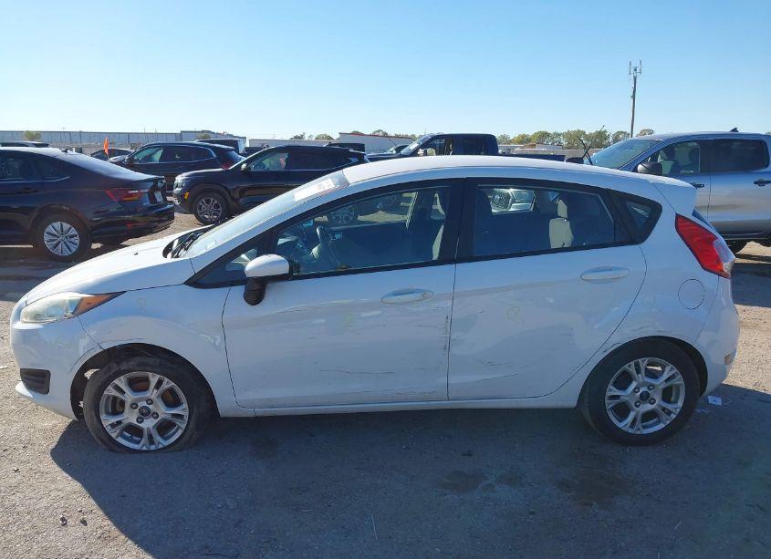 Photo 6 of 2015 Ford Fiesta SE (VIN 3FADP4EJ9FM172710)