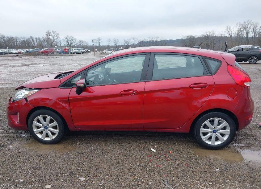 Photo 15 of 2013 Ford Fiesta SE (VIN 3FADP4EJXDM132116)