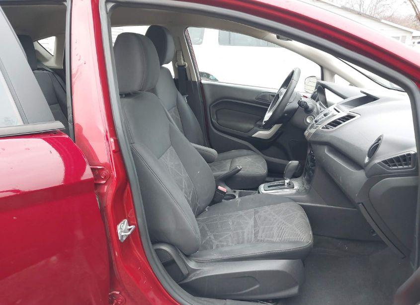 Photo 5 of 2013 Ford Fiesta SE (VIN 3FADP4EJXDM132116)