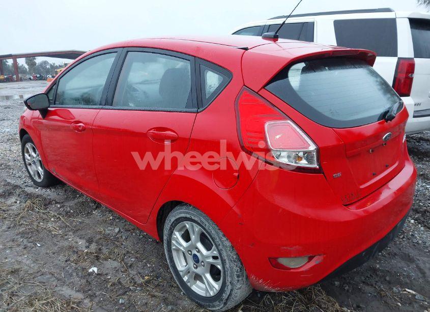 Photo 3 of 2014 Ford Fiesta SE (VIN 3FADP4EJXEM225459)
