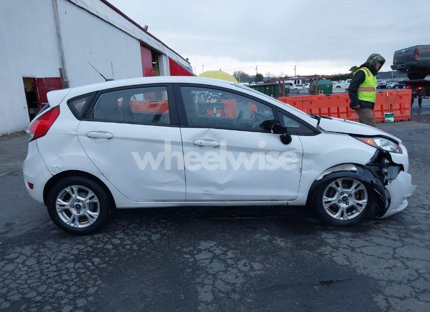 Photo 13 of 2015 Ford Fiesta SE (VIN 3FADP4EJXFM187135)