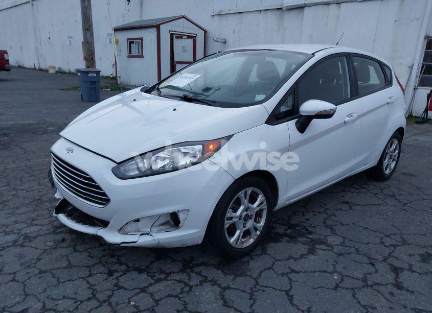 Photo 2 of 2015 Ford Fiesta SE (VIN 3FADP4EJXFM187135)