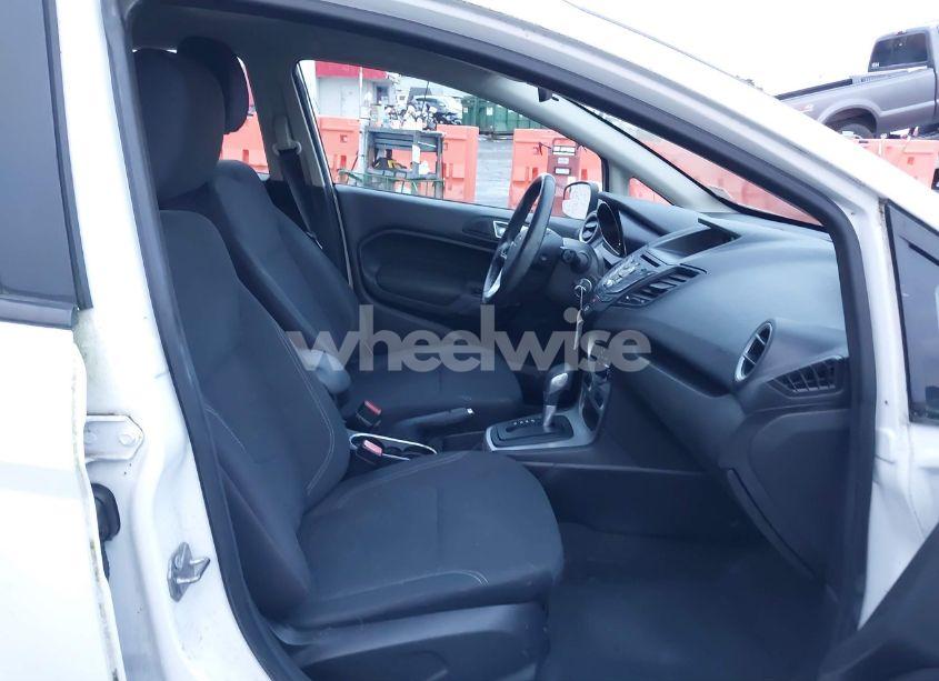 Photo 5 of 2015 Ford Fiesta SE (VIN 3FADP4EJXFM187135)
