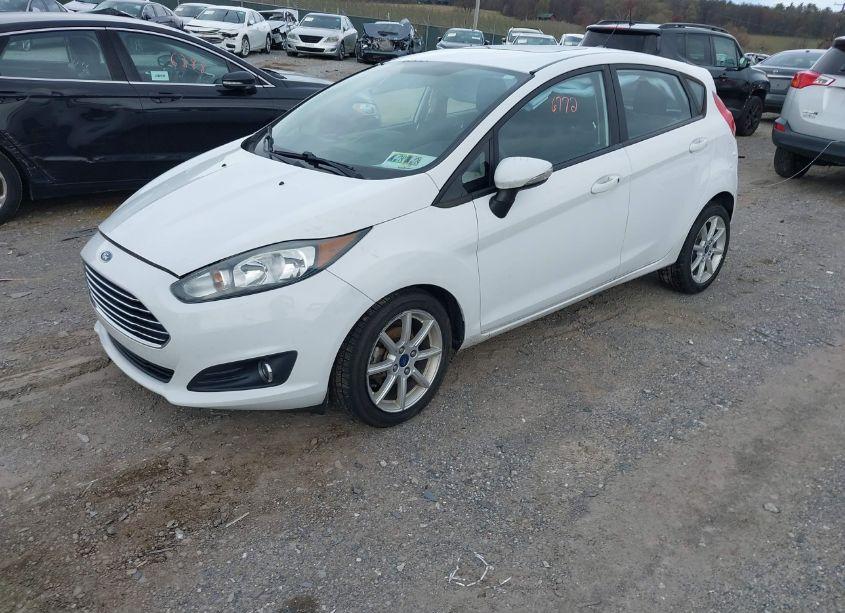 Photo 2 of 2016 Ford Fiesta SE (VIN 3FADP4EJXGM135313)