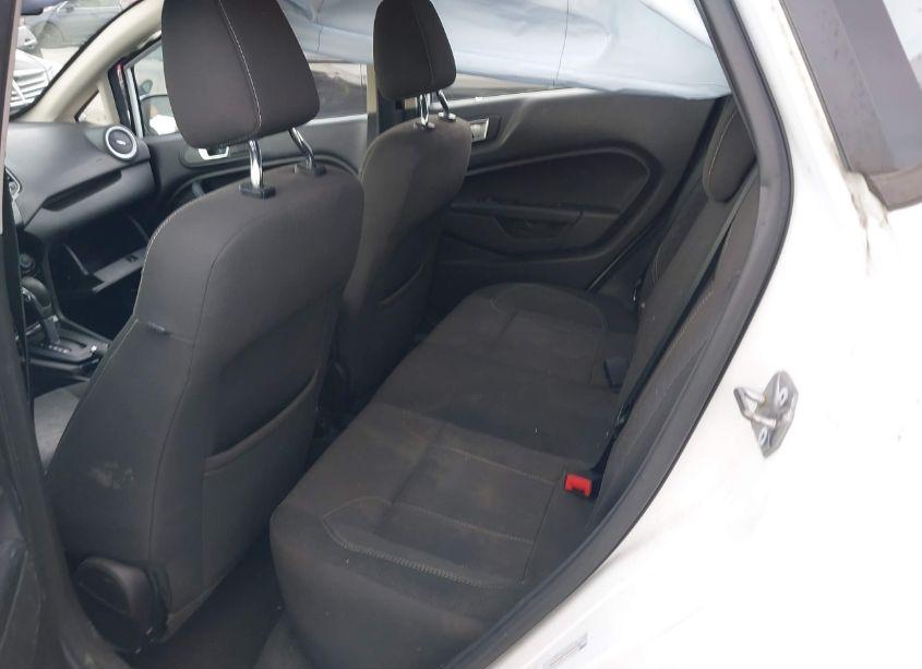 Photo 8 of 2016 Ford Fiesta SE (VIN 3FADP4EJXGM135313)