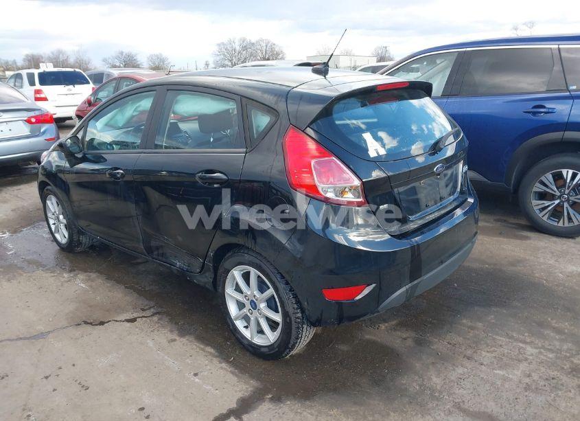 Photo 3 of 2019 Ford Fiesta SE (VIN 3FADP4EJXKM106208)