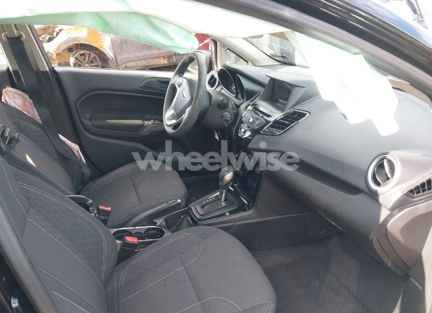 Photo 5 of 2019 Ford Fiesta SE (VIN 3FADP4EJXKM106208)