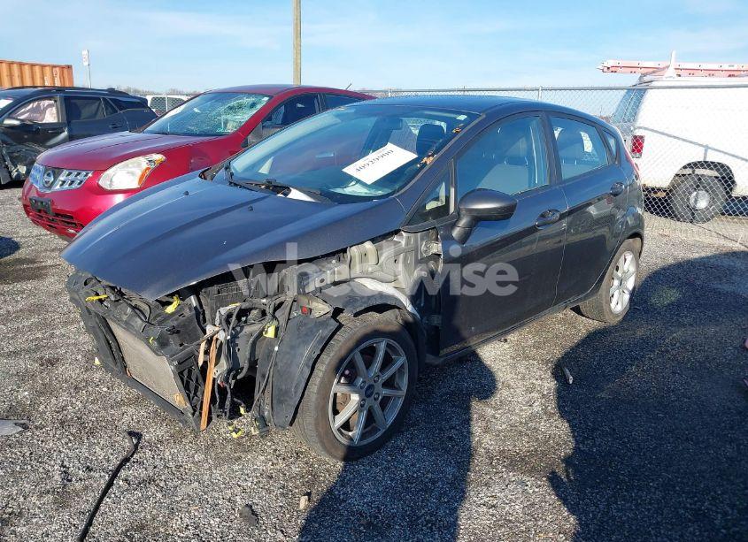 Photo 2 of 2019 Ford Fiesta SE (VIN 3FADP4EJXKM136955)