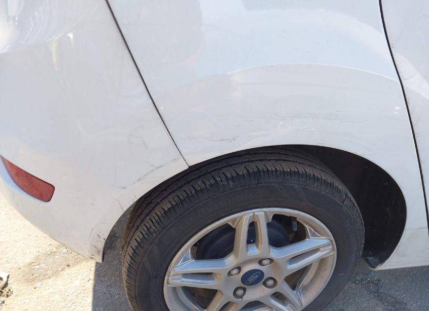 Photo 6 of 2019 Ford Fiesta SE (VIN 3FADP4EJXKM155988)