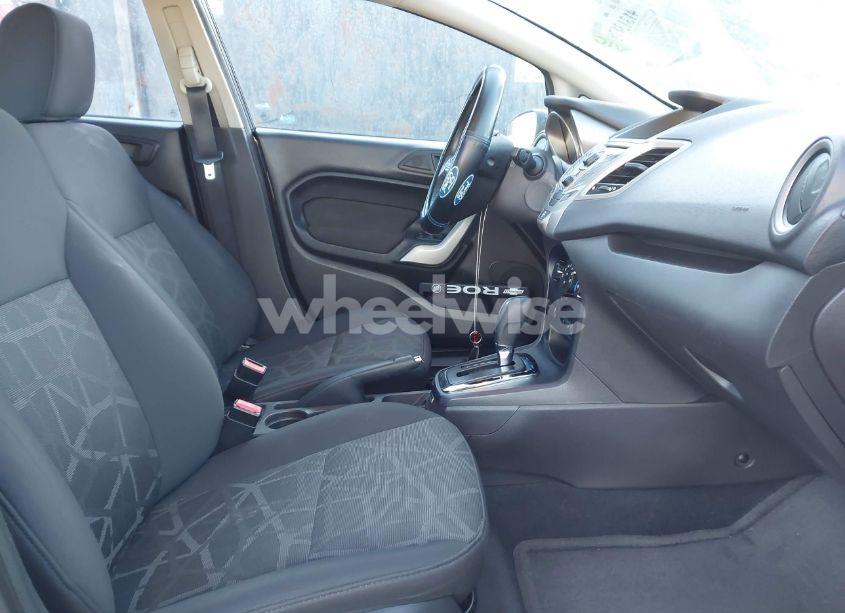 Photo 5 of 2011 Ford Fiesta SES (VIN 3FADP4FJ0BM156906)