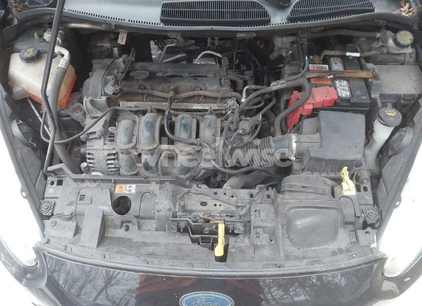 Photo 10 of 2015 Ford Fiesta TITANIUM (VIN 3FADP4FJ0FM160265)