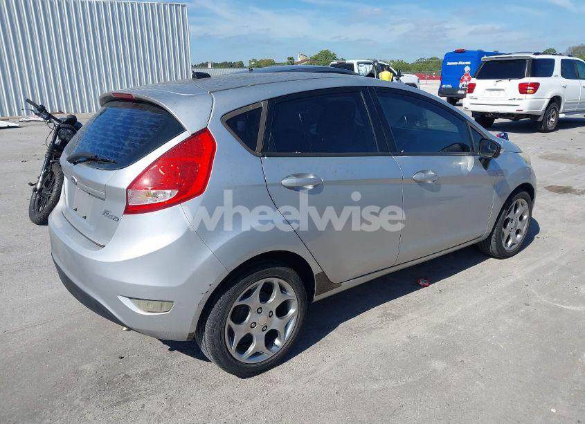 Photo 4 of 2011 Ford Fiesta SES (VIN 3FADP4FJ2BM196002)