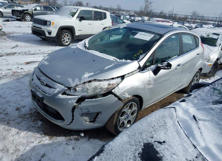 Photo 2 of 2012 Ford Fiesta SES (VIN 3FADP4FJ2CM102279)