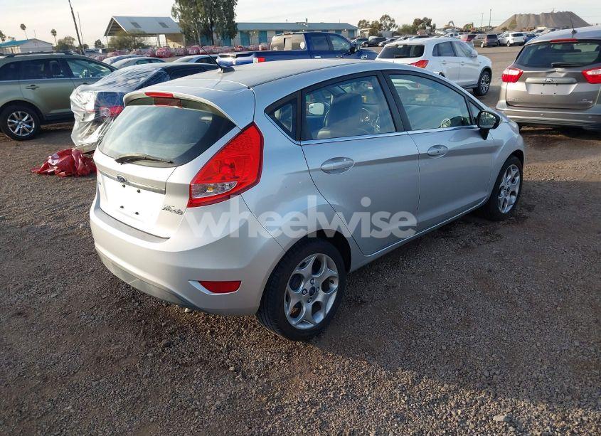 Photo 4 of 2011 Ford Fiesta SES (VIN 3FADP4FJ3BM154390)