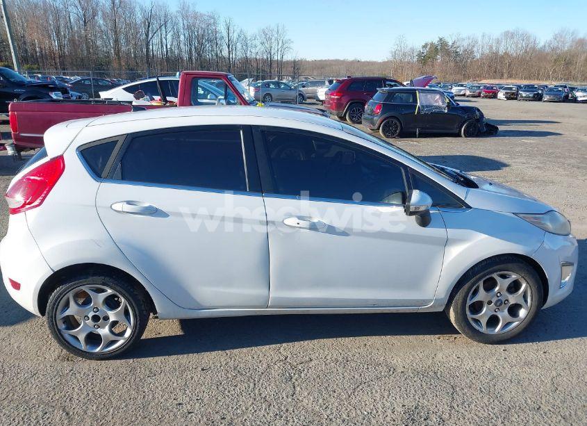 Photo 13 of 2011 Ford Fiesta SES (VIN 3FADP4FJ4BM161431)