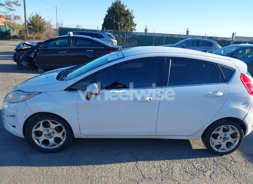Photo 14 of 2011 Ford Fiesta SES (VIN 3FADP4FJ4BM161431)