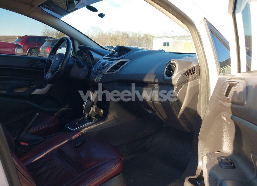 Photo 5 of 2011 Ford Fiesta SES (VIN 3FADP4FJ4BM161431)