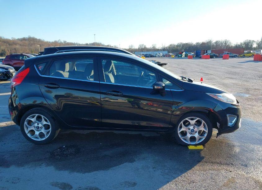 Photo 13 of 2011 Ford Fiesta SES (VIN 3FADP4FJ4BM176639)