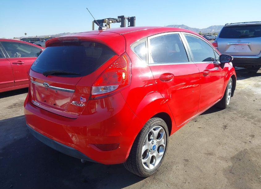 Photo 4 of 2013 Ford Fiesta TITANIUM (VIN 3FADP4FJ4DM200845)