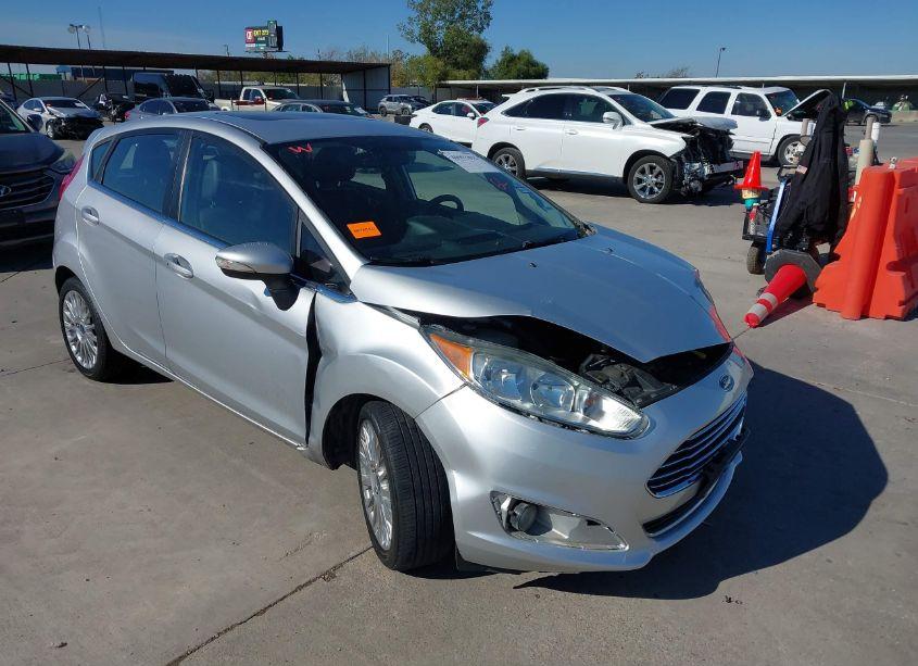 2014 Ford Fiesta TITANIUM (VIN 3FADP4FJ5EM114090) main photo