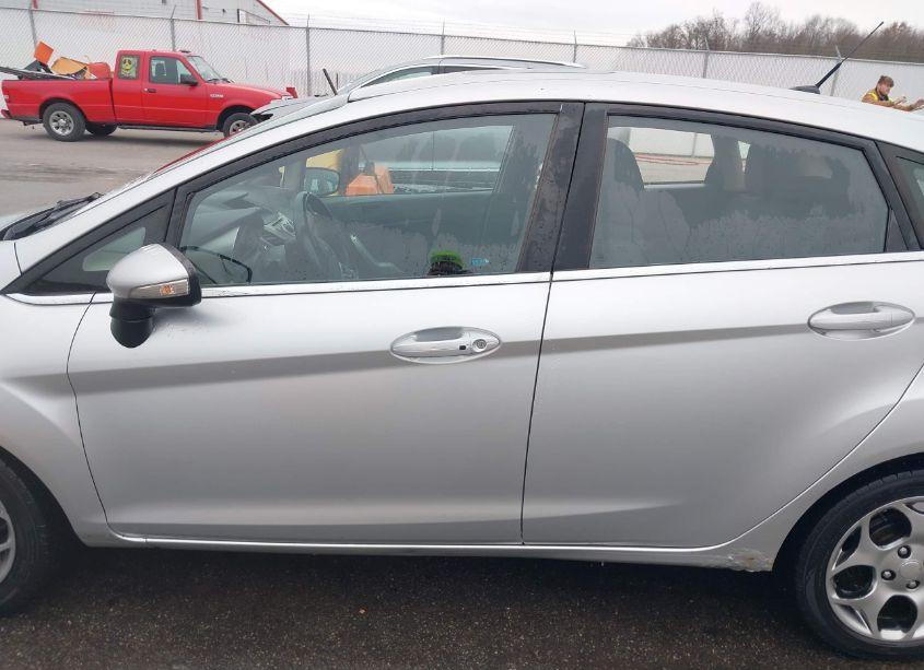 Photo 14 of 2011 Ford Fiesta SES (VIN 3FADP4FJ9BM108661)