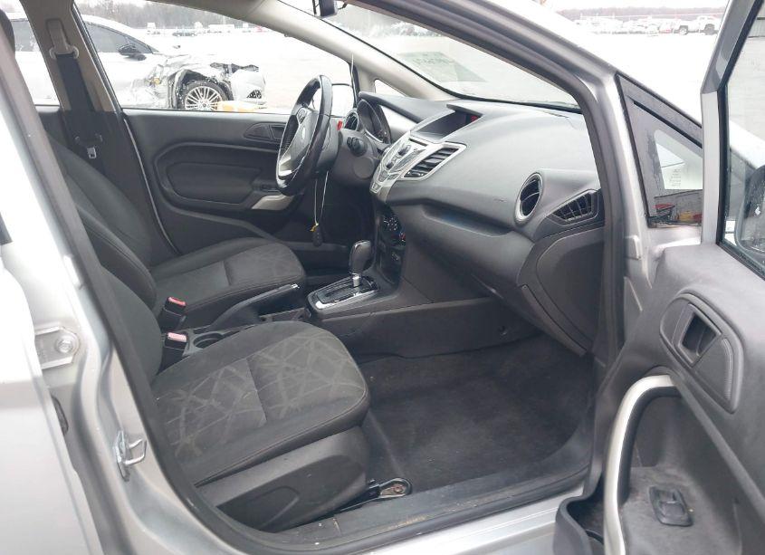 Photo 5 of 2011 Ford Fiesta SES (VIN 3FADP4FJ9BM108661)