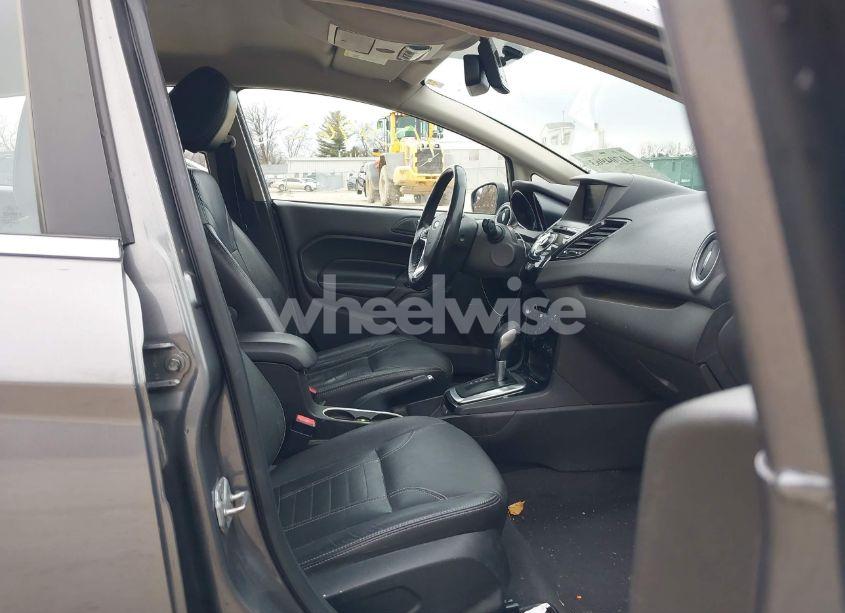 Photo 5 of 2014 Ford Fiesta TITANIUM (VIN 3FADP4FJ9EM131958)