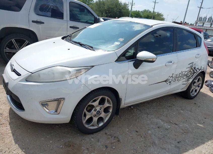 Photo 2 of 2011 Ford Fiesta SES (VIN 3FADP4FJXBM106806)