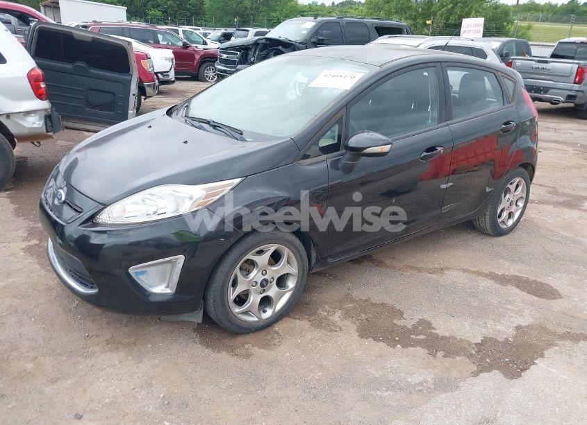 Photo 2 of 2011 Ford Fiesta SES (VIN 3FADP4FJXBM176127)