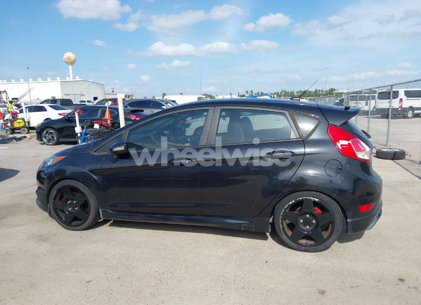 Photo 14 of 2015 Ford Fiesta ST (VIN 3FADP4GX1FM167504)