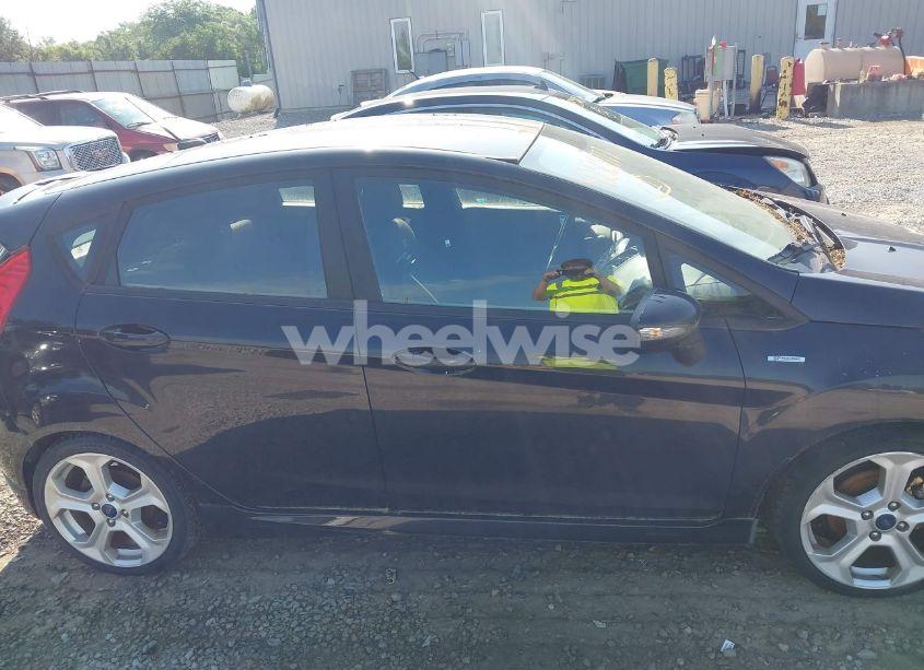 Photo 13 of 2015 Ford Fiesta ST (VIN 3FADP4GX1FM171763)