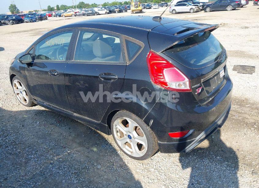 Photo 3 of 2015 Ford Fiesta ST (VIN 3FADP4GX1FM171763)