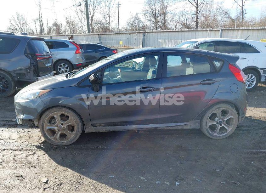 Photo 14 of 2017 Ford Fiesta ST (VIN 3FADP4GX1HM114854)